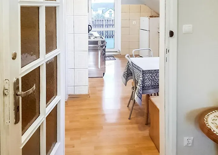 Lägenhet 2 Bedroom Amazing In Stężyca
